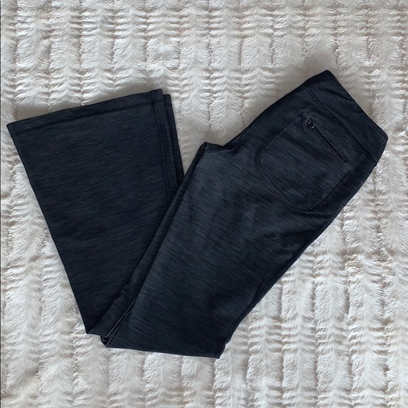 Lululemon Wanderful flare pants size 6